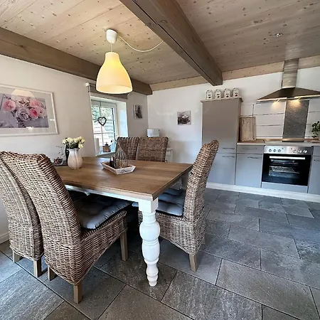 Ferienhaus Jeppe Hus *
